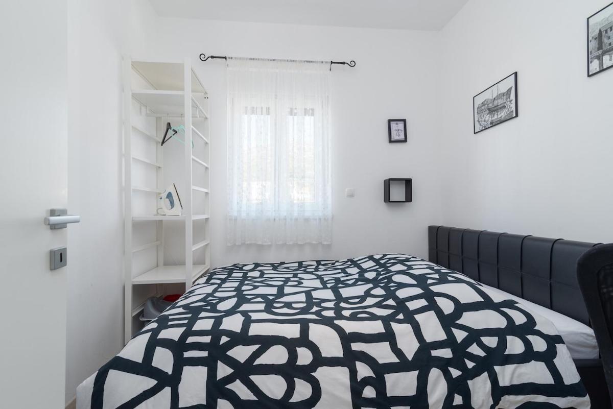 Apartman Spiro 트로기르 외부 사진